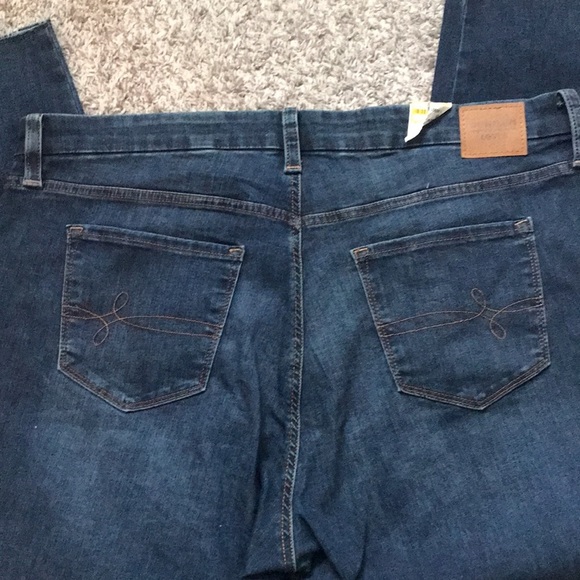 ๐ Plus Size Denizen High Rise Ankle Skinny Jeans Size 22W | NWT! - Picture 6 of 10